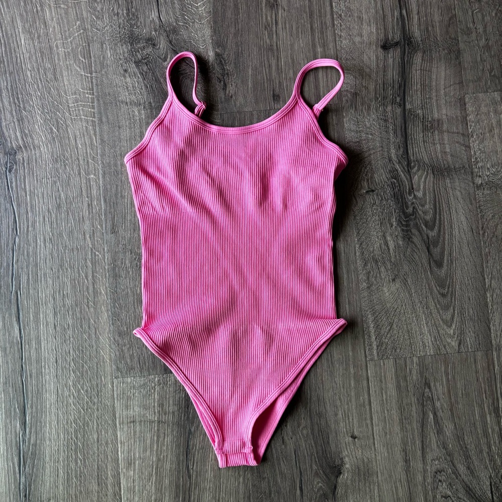 NWOT MRIGNT Ribbed Bodysuit • Pink